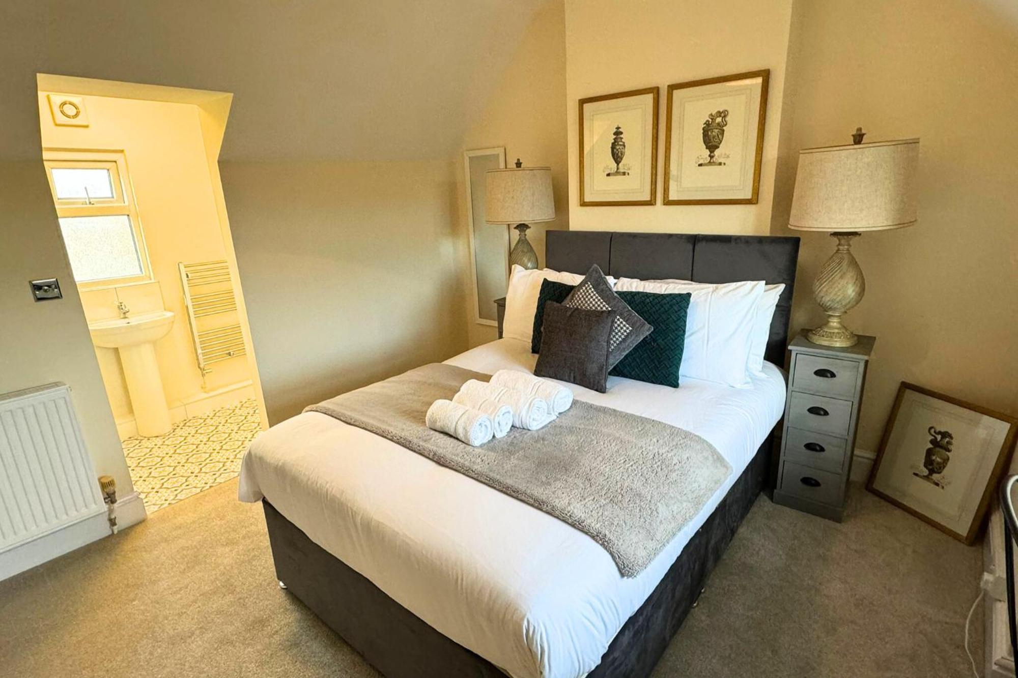 Landhuis Y-not House - Double With Private Bathroom Stratford-upon-Avon
